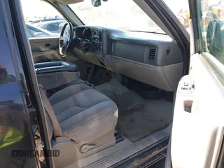 2005 Chevrolet Tahoe LS with VIN 1GNEC13V85R268525, listed as a IAAI auction lot 42637662 with 186,989 mi miles and . Bid and sale history available at DreamBid. Image 5.
