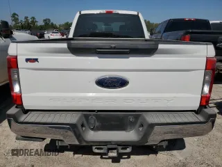 2019 Ford F-350 z VIN 1FT8W3AT3KEF01742, wystawiony jako Copart lot #71810954 z przebiegiem 92 873 mil mil oraz Szkoda całkowita • Salvage title. Historia ofert i sprzedaży dostępna na DreamBid. Obrazek 6.