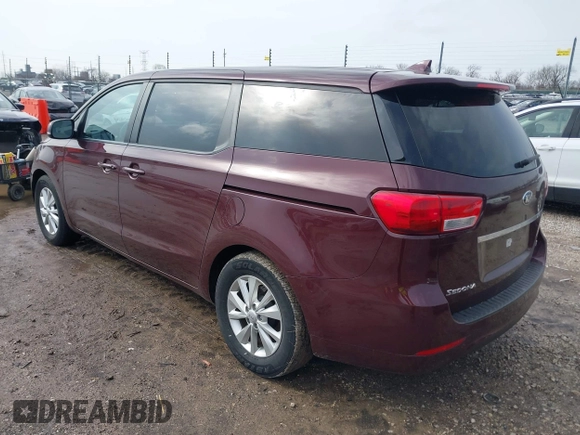 2017 Kia Sedona LX with VIN KNDMB5C12H6236364, listed as a IAAI auction lot 41924391 with 100,546 mi miles. Bid and sale history available at carsss.com. Image 3.