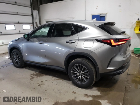 2025 Lexus NX 350 z VIN 2T2AGCEZ3SC069861, wystawiony jako Copart lot #52184715 z przebiegiem 2 709 mil mil oraz Szkoda całkowita • Salvage title. Historia ofert i sprzedaży dostępna na DreamBid. Obrazek 2.