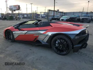 2016 Lamborghini Huracan LP 610-4 z VIN ZHWUR1ZF7GLA05381, wystawiony jako Copart lot #42731925 z przebiegiem 10 965 mil mil oraz Szkoda całkowita • Salvage title. Historia ofert i sprzedaży dostępna na DreamBid. Obrazek 2.