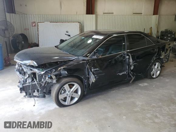 2014 Toyota Camry L with VIN 4T1BF1FK8EU323889, listed as a Copart auction lot 51933465 with 142,903 mi miles and Salvage Title. Bid and sale history available at DreamBid. Image 1.