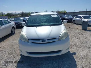 2006 Toyota Sienna XLE with VIN 5TDZA22C06S576958, listed as a IAAI auction lot 41978892 with 257,598 mi miles. Bid and sale history available at carsss.com. Image 13.