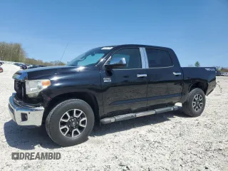 2017 Toyota Tundra Platinum z VIN 5TFAY5F18HX676029, wystawiony jako Copart lot #55206735 z przebiegiem 67 784 mil mil oraz Szkoda całkowita • Salvage title. Historia ofert i sprzedaży dostępna na DreamBid. Obrazek 1.