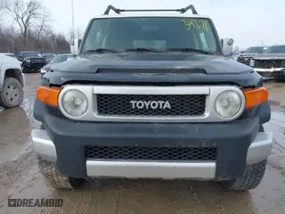 2008 Toyota FJ Cruiser with VIN JTEBU11F18K001112, listed as a IAAI auction lot 41834271 with 153,272 mi miles. Bid and sale history available at carsss.com. Image 6.