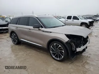 2021 Lincoln Aviator Reserve with VIN 5LM5J7WC4MGL17718, listed as a Copart auction lot 43180165 with 68,596 mi miles and Clean title. Bid and sale history available at DreamBid. Image 4.