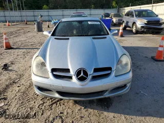 2005 Mercedes-Benz SLK-Class with VIN WDBWK56F35F052366, listed as a Copart auction lot 53032575 with 100,022 mi miles and Salvage Title. Bid and sale history available at carsss.com. Image 5.