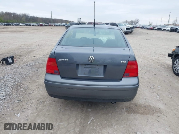 2003 Volkswagen Jetta GLS with VIN 3VWSP69M63M189779, listed as a IAAI auction lot 42026287 with 270,611 mi miles and . Bid and sale history available at DreamBid. Image 16.
