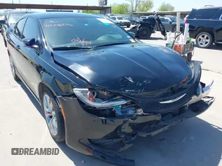 2015 Chrysler 200 S with VIN 1C3CCCBB0FN554918, listed as a IAAI auction lot 42008236 with 88,130 mi miles. Bid and sale history available at carsss.com. Image 6.