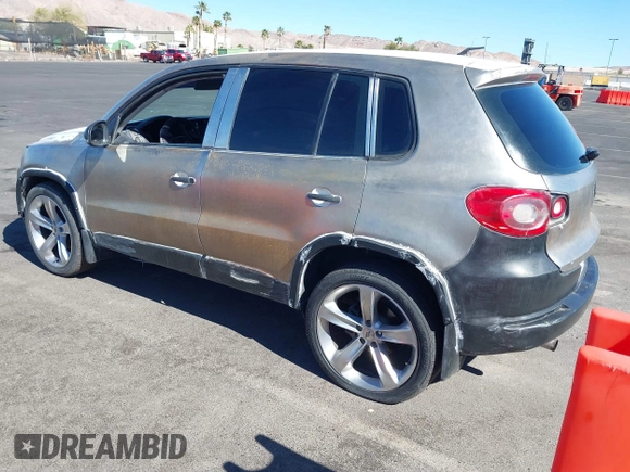 2010 Volkswagen Tiguan with VIN WVGAV9AX1AW513306, listed as a IAAI auction lot 41626072 with 162,086 mi miles and . Bid and sale history available at DreamBid. Image 3.