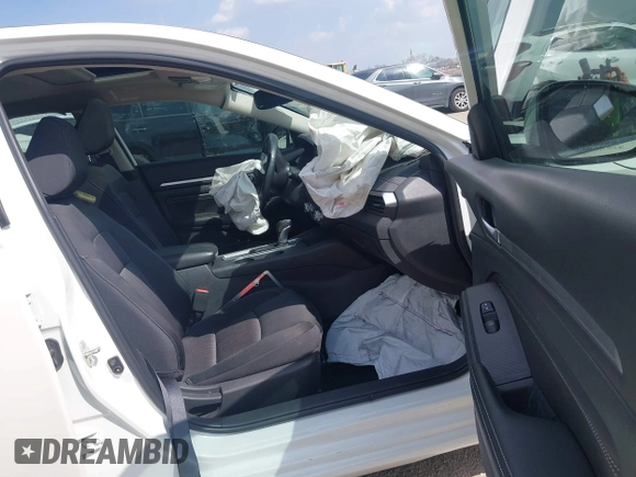 2019 Nissan Altima 2.5 SV with VIN 1N4BL4DV2KN307694, listed as a IAAI auction lot 41867957 with 53,904 mi miles. Bid and sale history available at carsss.com. Image 5.
