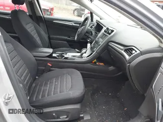 2016 Ford Fusion SE with VIN 3FA6P0H7XGR367222, listed as a IAAI auction lot 41951504 with 199,572 mi miles and . Bid and sale history available at DreamBid. Image 5.