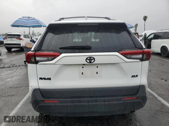 2023 Toyota RAV4 XLE with VIN 2T3W1RFV5PC242188, listed as a Copart auction lot 42907205 with 1 mi miles and Clean Title. Bid and sale history available at carsss.com. Image 6.