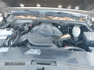 2004 Cadillac Escalade EXT z VIN 3GYEK62NX4G291260, wystawiony jako IAAI lot #41995991 z przebiegiem Nie podano mil oraz . Historia ofert i sprzedaży dostępna na DreamBid. Obrazek 10.