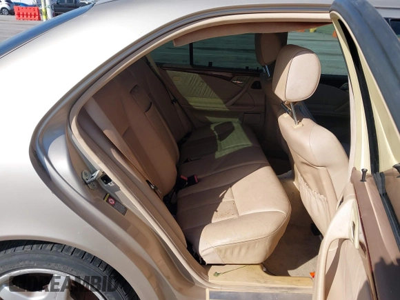 2001 Mercedes-Benz E-Class with VIN WDBJF65J61B251908, listed as a IAAI auction lot 41800893 with 187,178 mi miles. Bid and sale history available at carsss.com. Image 8.