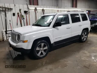 2016 Jeep Patriot High Altitude with VIN 1C4NJPFA5GD526767, listed as a Copart auction lot 81524804 with 25,553 mi miles and Salvage Title. Bid and sale history available at carsss.com. Image 1.