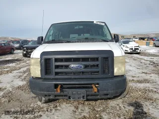 2009 Ford Econoline Wagon XL with VIN 1FBNE31L69DA72252, listed as a Copart auction lot 38618574 with 0 mi miles and Salvage Title. Bid and sale history available at carsss.com. Image 5.