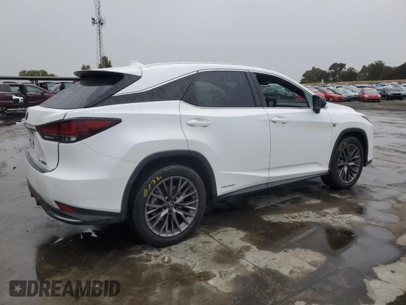 2021 Lexus RX with VIN 2T2YGMDA4MC058886, listed as a Copart auction lot 80092634 with 82,460 mi miles and Salvage Title. Bid and sale history available at carsss.com. Image 3.