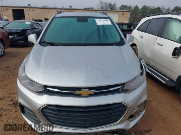 2019 Chevrolet Trax LT z VIN KL7CJLSBXKB917249, wystawiony jako IAAI lot #41225281 z przebiegiem 113 842 mil mil oraz . Historia ofert i sprzedaży dostępna na DreamBid. Obrazek 11.