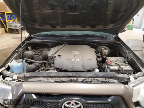 2013 Toyota Tacoma with VIN 3TMLU4EN1DM108966, listed as a Copart auction lot 60998825 with 171,583 mi miles and Clean title. Bid and sale history available at DreamBid. Image 11.