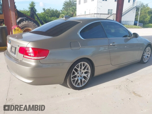 2008 BMW 3 Series 328i with VIN WBAWB33538P134580, listed as a IAAI auction lot 42694374 with 175,103 mi miles and . Bid and sale history available at DreamBid. Image 4.