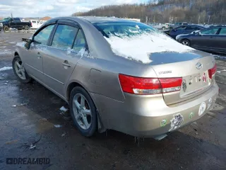 2006 Hyundai Sonata GLS with VIN 5NPEU46F06H019964, listed as a IAAI auction lot 41598127 with 128,530 mi miles. Bid and sale history available at carsss.com. Image 3.