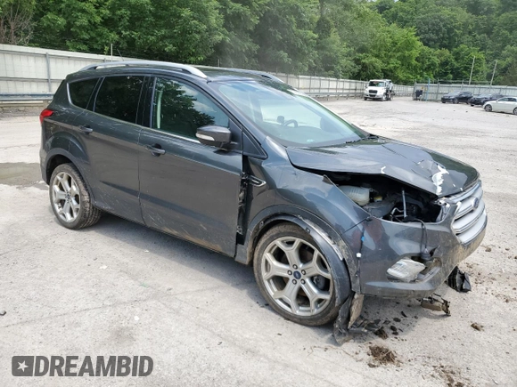 2019 Ford Escape Titanium с VIN 1FMCU9J9XKUA39544, выставлен на аукционе Copart как лот 62363005 с пробегом 80 831 миль миль и Списание • Salvage title. История ставок и продаж доступна на DreamBid. Изображение 4.