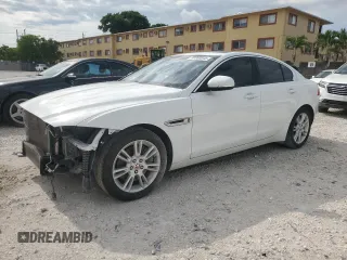 2017 Jaguar XE 25t Premium z VIN SAJAD4BG2HA965959, wystawiony jako Copart lot #59300045 z przebiegiem 58 974 mil mil oraz Szkoda całkowita • Salvage title. Historia ofert i sprzedaży dostępna na DreamBid. Obrazek 1.