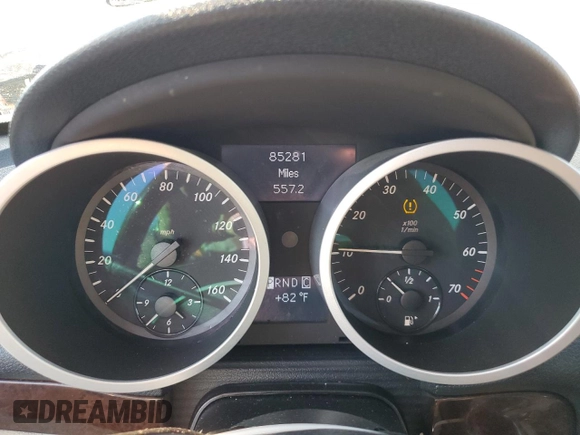 2008 Mercedes-Benz SLK-Class 3.0L with VIN WDBWK54F58F188487, listed as a Copart auction lot 71207744 with 85,281 mi miles and Salvage Title. Bid and sale history available at carsss.com. Image 9.