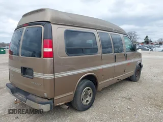 2003 Chevrolet Express Cargo YF7 Upfitter z VIN 1GBFG15T631192686, wystawiony jako IAAI lot #42097135 z przebiegiem 124 227 mil mil oraz . Historia ofert i sprzedaży dostępna na DreamBid. Obrazek 4.