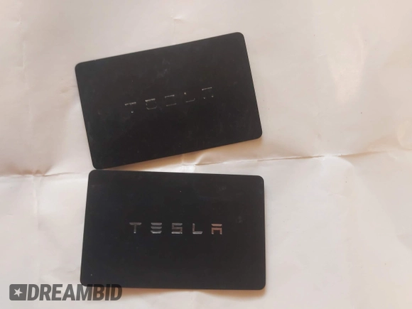 2020 Tesla Model 3 Standard Range Plus z VIN 5YJ3E1EA7LF659172, wystawiony jako IAAI lot #42017026 z przebiegiem 32 104 mil mil oraz . Historia ofert i sprzedaży dostępna na DreamBid. Obrazek 11.
