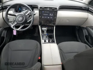 2022 Hyundai Tucson SEL z VIN 5NMJF3AE8NH060209, wystawiony jako Copart lot #57299575 z przebiegiem 67 639 mil mil oraz Szkoda całkowita • Salvage title. Historia ofert i sprzedaży dostępna na DreamBid. Obrazek 8.