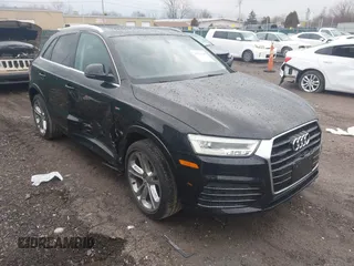 2017 Audi Q3 Prestige z VIN WA1GCCFSXHR012075, wystawiony jako IAAI lot #41552849 z przebiegiem 97 772 mil mil oraz . Historia ofert i sprzedaży dostępna na DreamBid. Obrazek 1.