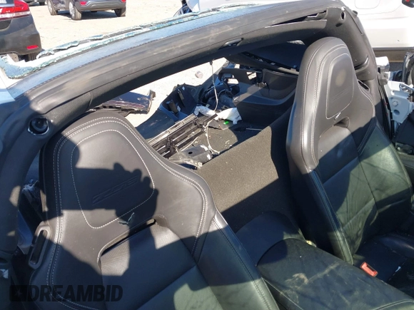 2017 Chevrolet Corvette Z06 2LZ z VIN 1G1YS2D60H5603089, wystawiony jako IAAI lot #42449220 z przebiegiem Nie podano mil oraz . Historia ofert i sprzedaży dostępna na DreamBid. Obrazek 8.