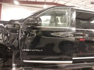 2021 GMC Yukon XL Denali with VIN 1GKS2JKL3MR149850, listed as a IAAI auction lot 41588274 with 77,181 mi miles. Bid and sale history available at carsss.com. Image 21.