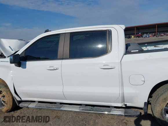 2020 Chevrolet Silverado 1500 LT with VIN 3GCUYDET4LG203526, listed as a IAAI auction lot 42107566 with 106,584 mi miles and . Bid and sale history available at DreamBid. Image 14.