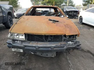 2001 Cadillac Eldorado ESC z VIN 1G6EL12Y81B110048, wystawiony jako Copart lot #69995914 z przebiegiem Nie podano mil oraz Nie do naprawy. Historia ofert i sprzedaży dostępna na DreamBid. Obrazek 5.