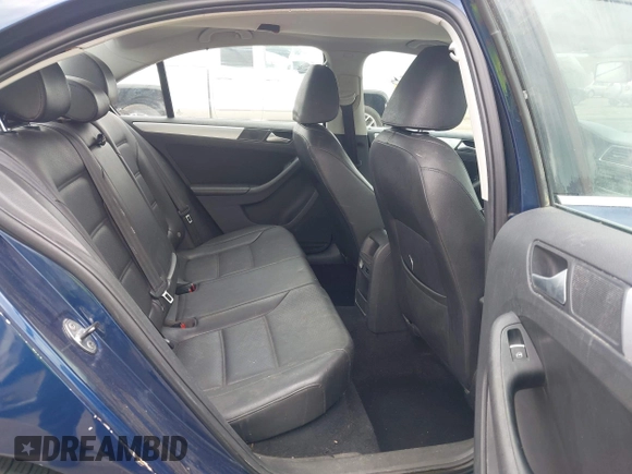 2013 Volkswagen Jetta SE with VIN 3VWDP7AJ0DM223801, listed as a IAAI auction lot 42132060 with 129,652 mi miles and . Bid and sale history available at DreamBid. Image 8.