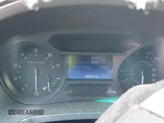 2013 Ford Explorer с VIN 1FM5K8B89DGA09192, выставлен на аукционе IAAI как лот 42294447 с пробегом 237 510 миль миль и . История ставок и продаж доступна на DreamBid. Изображение 7.