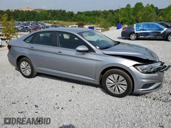 2020 Volkswagen Jetta S z VIN 3VWC57BU6LM080295, wystawiony jako Copart lot #54956115 z przebiegiem 68 069 mil mil oraz Szkoda całkowita • Salvage title. Historia ofert i sprzedaży dostępna na DreamBid. Obrazek 4.