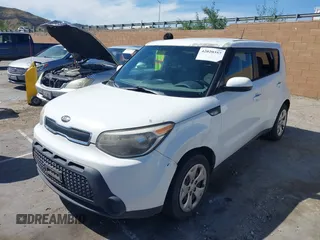 2014 Kia Soul with VIN KNDJN2A28E7062892, listed as a IAAI auction lot 42020357 with 265,317 mi miles. Bid and sale history available at carsss.com. Image 2.