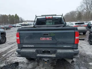 2019 GMC Sierra 2500HD Denali with VIN 1GT12SEY1KF229134, listed as a IAAI auction lot 41641498 with 97,691 mi miles. Bid and sale history available at carsss.com. Image 16.
