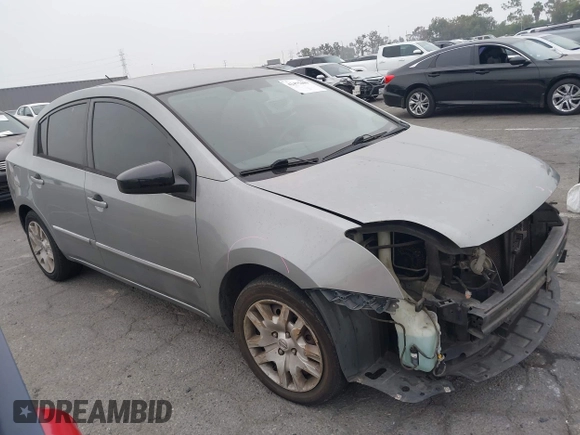 2012 Nissan Sentra SR z VIN 3N1AB6APOCL641642, wystawiony jako IAAI lot #42475409 z przebiegiem 185 419 mil mil oraz . Historia ofert i sprzedaży dostępna na DreamBid. Obrazek 1.
