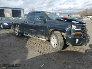 2018 Chevrolet Silverado 1500 LT with VIN 1GCVKREH9JZ197055, listed as a Copart auction lot 86423404 with 0 mi miles and Salvage Title. Bid and sale history available at carsss.com. Image 4.
