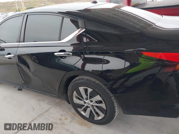 2020 Nissan Altima 2.5 S with VIN 1N4BL4BV4LC274603, listed as a IAAI auction lot 41367679 with 62,168 mi miles and . Bid and sale history available at carsss.com. Image 18.