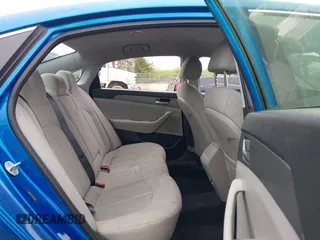 2018 Hyundai Sonata SE with VIN 5NPE24AF1JH688332, listed as a IAAI auction lot 41990382 with 156,363 mi miles and . Bid and sale history available at carsss.com. Image 8.