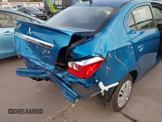 2024 Mitsubishi Mirage ES z VIN ML32FUFJ7RHF15743, wystawiony jako IAAI lot #42460558 z przebiegiem 5 931 mil mil oraz . Historia ofert i sprzedaży dostępna na DreamBid. Obrazek 6.