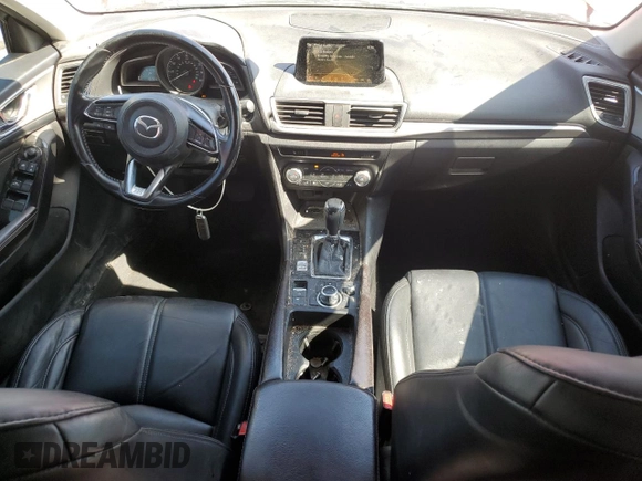 2018 Mazda 3 Touring z VIN 3MZBN1L3XJM170349, wystawiony jako Copart lot #55283645 z przebiegiem 167 930 mil mil oraz Szkoda całkowita • Salvage title. Historia ofert i sprzedaży dostępna na DreamBid. Obrazek 8.