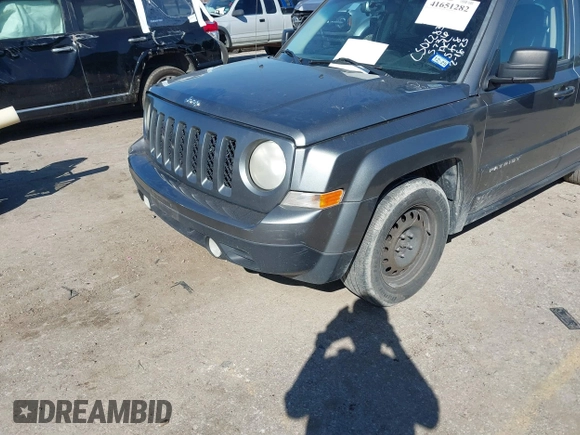 2013 Jeep Patriot Sport with VIN 1C4NJPBA0DD245736, listed as a IAAI auction lot 41651282 with 227,456 mi miles. Bid and sale history available at carsss.com. Image 6.