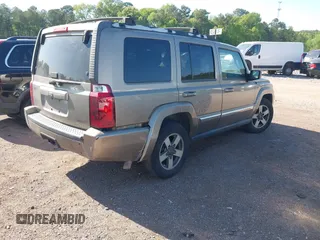 2006 Jeep Commander с VIN 1J8HH48N76C293897, выставлен на аукционе IAAI как лот 42021253 с пробегом 214 412 миль миль и . История ставок и продаж доступна на DreamBid. Изображение 4.
